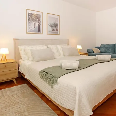 Two Bedroom Cozy Vimalu Σπλιτ