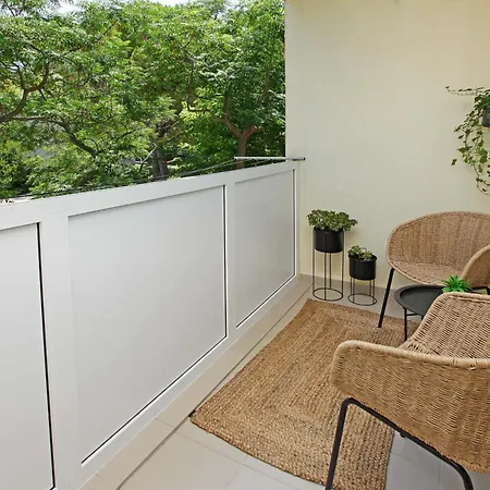 Two Bedroom Cozy Vimalu Apartment *